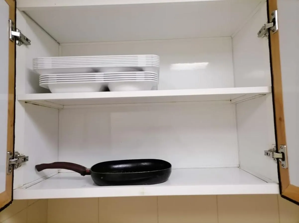 אבו דאבי Mbz - New Fabulous Room In Unique Flat אכסניה